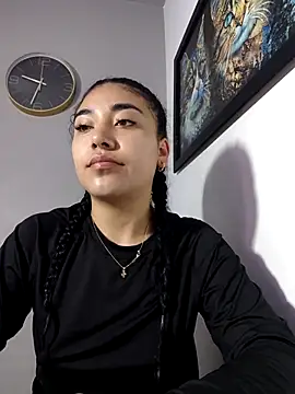 AmberGold- online show from November 2025 06:46:02 AM