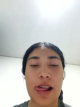 AmberGold- online show from February 2026 01:38:01 AM