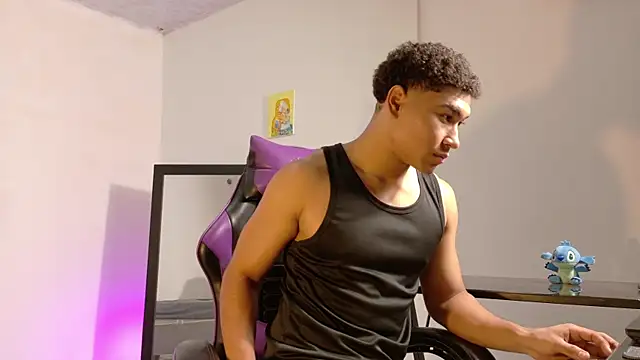 Snapshot of kenji_azura1 chatting on April 2026 10:03:02 PM kenji azura1 online show from April 2026 10:03:02 PM