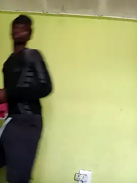 Snapshot of phumlanisanka chatting on October 2025 03:41:01 PM phumlanisanka online show from October 2025 03:41:01 PM