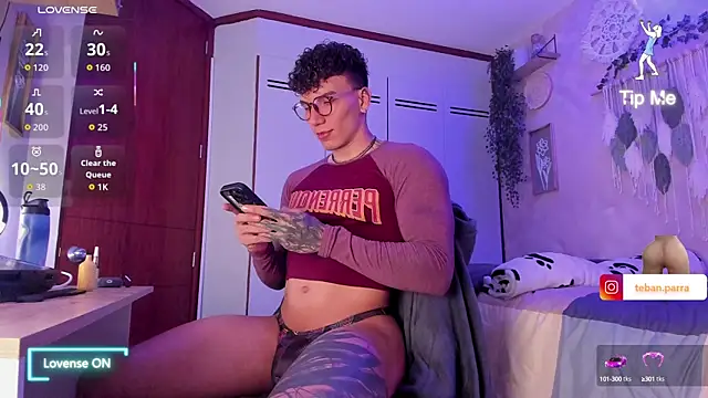 estebandi do online show from September 2025 03:01:01 AM