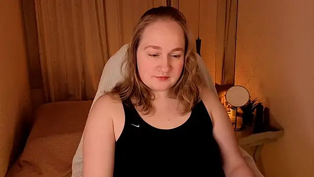 Snapshot of Kitty_Rest_ chatting on May 2026 02:22:01 PM Kitty Rest online show from May 2026 02:22:01 PM