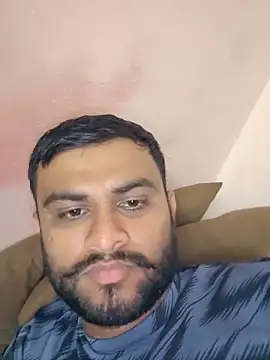 Snapshot of Frvgggghh chatting on March 2026 08:07:01 AM Frvgggghh online show from March 2026 08:07:01 AM