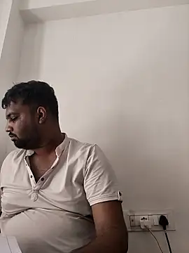 vinay smalldick online show from April 2026 05:36:02 AM