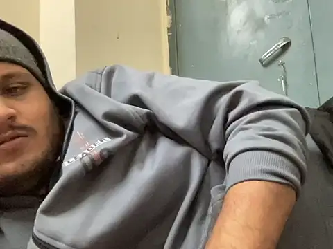 chiikuloveu online show from November 2025 04:15:02 AM