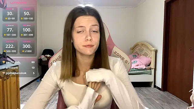 VibeQueenLucy online show from September 2025 04:18:01 PM