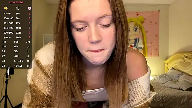 VibeQueenLucy online show from December 2025 03:17:01 PM