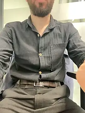 Snapshot of speddy34 chatting on September 2025 07:43:01 AM speddy34 online show from September 2025 07:43:01 AM