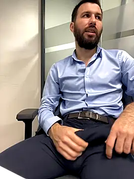 Snapshot of speddy34 chatting on September 2025 06:40:02 AM speddy34 online show from September 2025 06:40:02 AM