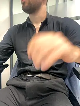 Snapshot of speddy34 chatting on December 2025 07:06:02 AM speddy34 online show from December 2025 07:06:02 AM