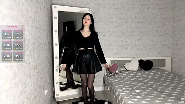 FakeLamb online show from November 2025 09:03:02 PM