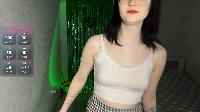 FakeLamb online show from April 2026 09:13:01 PM