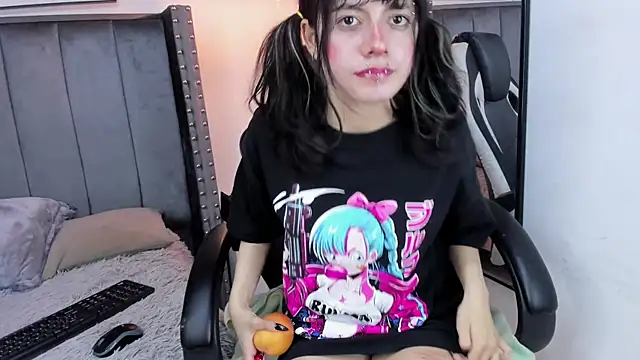 Miyu Komori online show from February 2026 12:46:02 PM