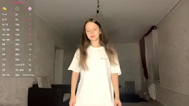 Snapshot of CharlynDini chatting on September 2025 03:12:01 PM CharlynDini online show from September 2025 03:12:01 PM