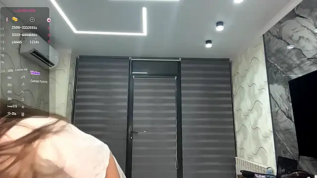 Snapshot of CharlynDini chatting on November 2025 03:14:02 PM CharlynDini online show from November 2025 03:14:02 PM