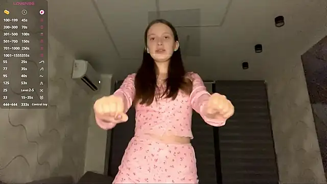 Snapshot of CharlynDini chatting on November 2025 03:17:02 PM CharlynDini online show from November 2025 03:17:02 PM