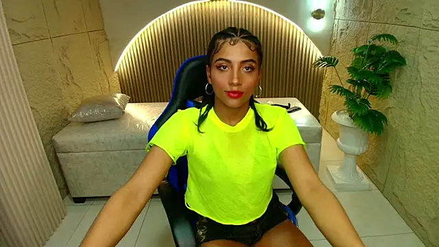 katty berry r online show from September 2025 07:58:02 PM