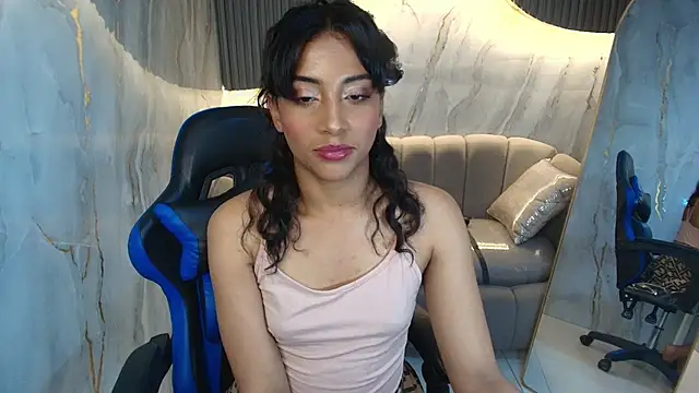 katty berry r online show from October 2025 07:36:02 PM