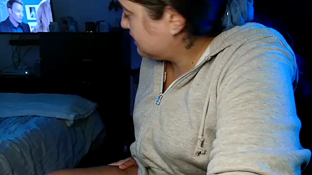 Snapshot of Prill940 chatting on September 2025 05:42:01 AM Prill940 online show from September 2025 05:42:01 AM