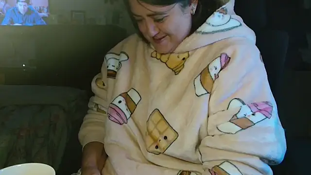 Snapshot of Prill940 chatting on October 2025 04:45:01 AM Prill940 online show from October 2025 04:45:01 AM