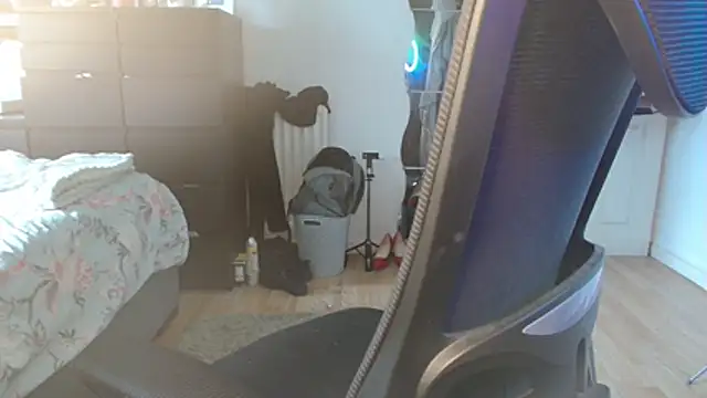 Snapshot of Prill940 chatting on October 2025 09:45:01 AM Prill940 online show from October 2025 09:45:01 AM