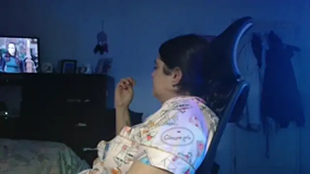 Snapshot of Prill940 chatting on November 2025 06:45:01 AM Prill940 online show from November 2025 06:45:01 AM