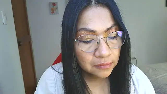 Snapshot of LissafeetHott chatting on April 2026 11:58:01 AM LissafeetHott online show from April 2026 11:58:01 AM