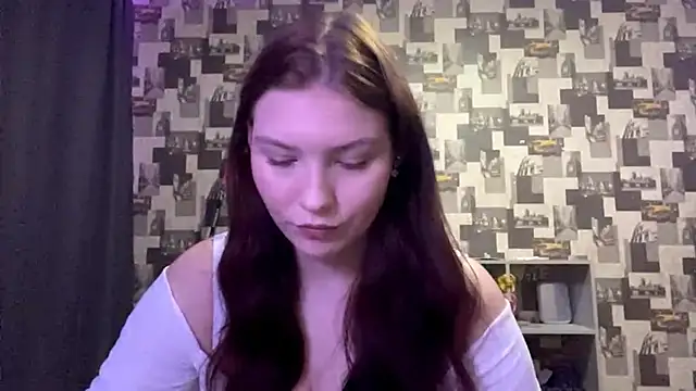 SwiiSweet online show from September 2025 04:21:02 PM