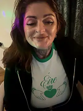 IrishmilfAnna online show from January 2026 05:48:01 PM