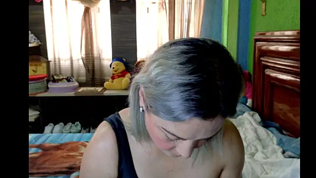  Charlize theron  online show from March 2026 09:08:01 PM