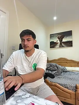 Snapshot of mixedcouplee69 chatting on September 2025 07:58:02 PM mixedcouplee69 online show from September 2025 07:58:02 PM