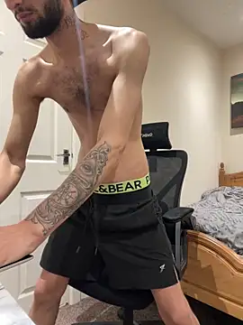 Snapshot of mixedcouplee69 chatting on October 2025 11:25:02 PM mixedcouplee69 online show from October 2025 11:25:02 PM