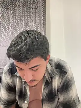 Snapshot of mixedcouplee69 chatting on April 2026 04:35:01 AM mixedcouplee69 online show from April 2026 04:35:01 AM