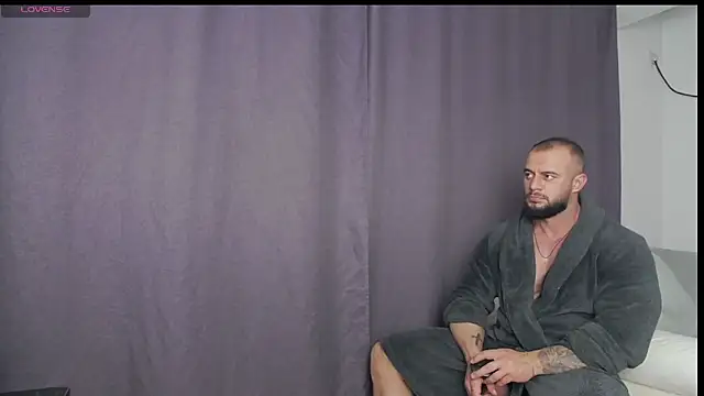 RickyMiami1 online show from October 2025 09:35:02 PM