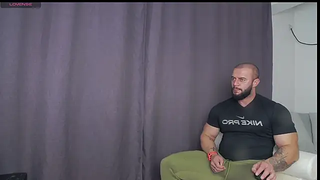 RickyMiami1 online show from November 2025 06:53:01 PM