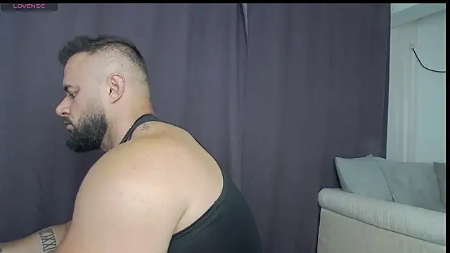Snapshot of RickyMiami1 chatting on July 2026 04:53:02 PM RickyMiami1 online show from July 2026 04:53:02 PM