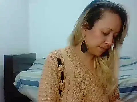 leah susman online show from October 2025 02:30:01 AM