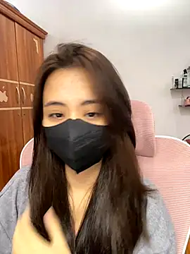 Mochi21 online show from November 2025 03:28:01 AM