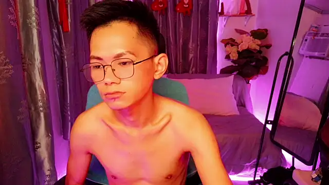 Skinny CumLoader69 online show from December 2025 09:31:02 PM