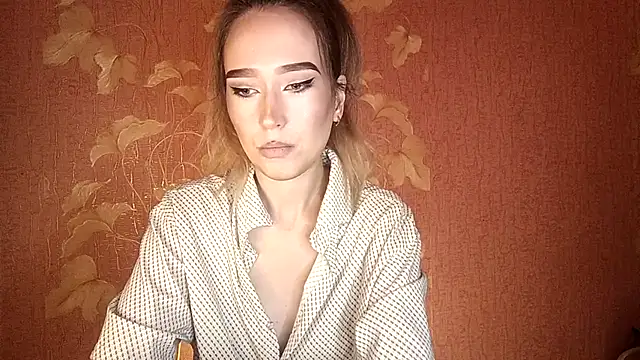 Awora Wolf online show from September 2025 02:40:02 PM