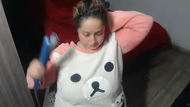 Brenda bigtitis online show from March 2026 04:08:02 AM