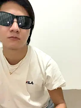 Snapshot of erokami36 chatting on November 2025 03:23:01 PM erokami36 online show from November 2025 03:23:01 PM