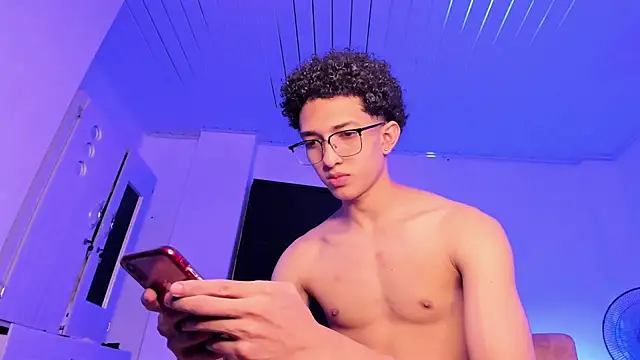 Snapshot of Cj_davis_ chatting on March 2026 03:12:01 AM Cj davis online show from March 2026 03:12:01 AM