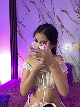 nina vixen online show from May 2026 06:59:01 PM