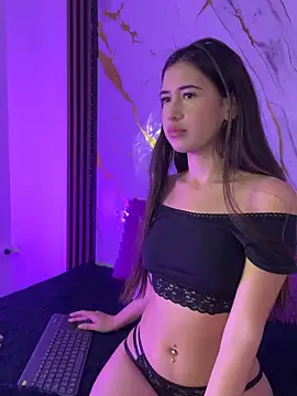 nina vixen online show from May 2026 08:37:01 PM