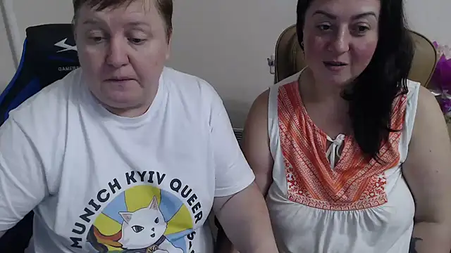 Bertie Adeline online show from December 2025 07:53:02 PM