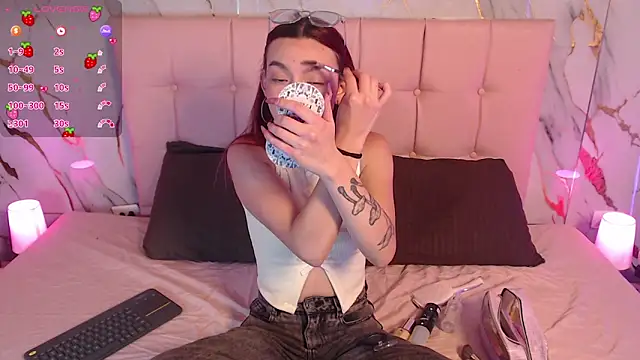 Snapshot of Red_kytty6 chatting on March 2026 04:06:01 AM Red kytty6 online show from March 2026 04:06:01 AM