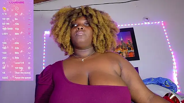 Snapshot of ebony_NeighborMoans chatting on February 2026 02:20:02 AM ebony NeighborMoans online show from February 2026 02:20:02 AM