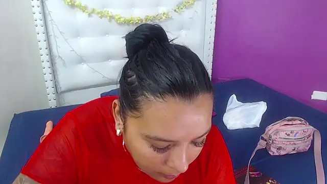 fat naughtyass online show from October 2025 01:54:01 PM