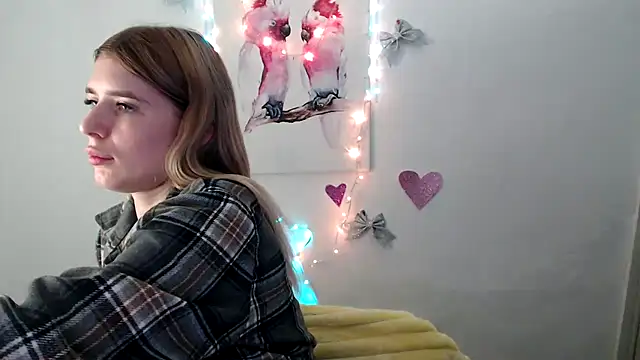 JuiceLips   online show from November 2025 01:57:02 PM